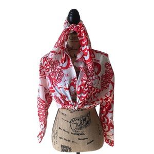 Size large buttoned top.. quarter sleeves. Matching scarf.